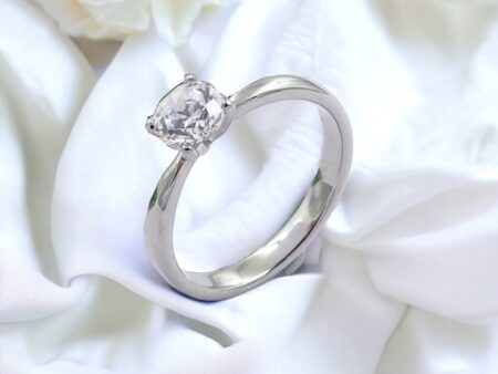 Anillo plateado de compromiso circonia 6mm