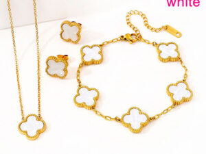 Set dorado 3 piezas flores blancas