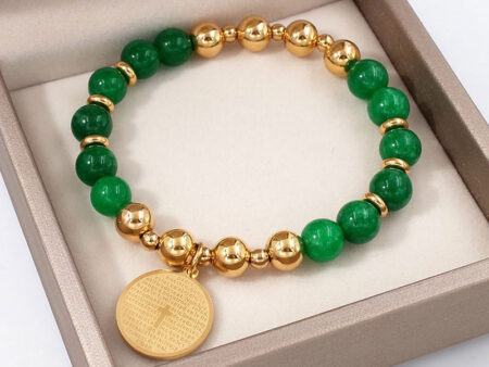 Pulsera piedras  verdes con dorado  8mm