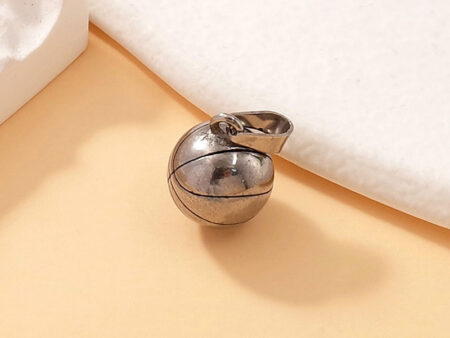 Dije plateado pelota basquetbol