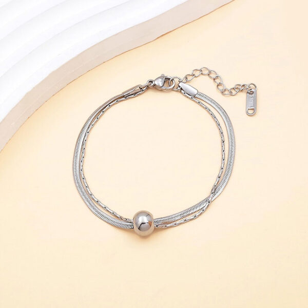 Pulsera plateada doble cadenita y bolita al centro