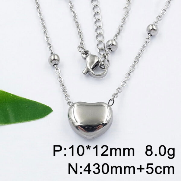 Collar plateado 48cm corazón al centro