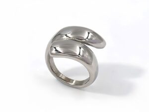 Anillo plateado gotas al centro