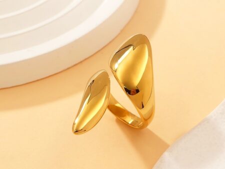 Anillo dorado diseño ancho