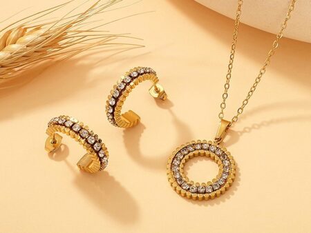 Set dorado Collar dije y argollas c/pedrería