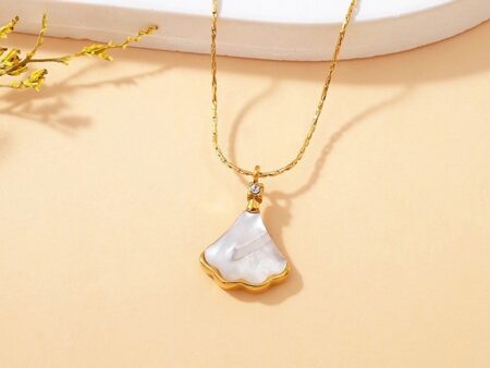 Set dorado Collar y aretes B_lgari