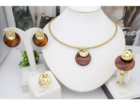 Set dorado 4 piezas dije, aretes, brazalete círculo ámbar