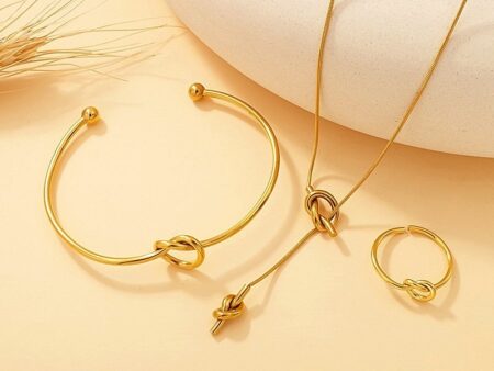 Set dorado 3 piezas diseño NUDITO