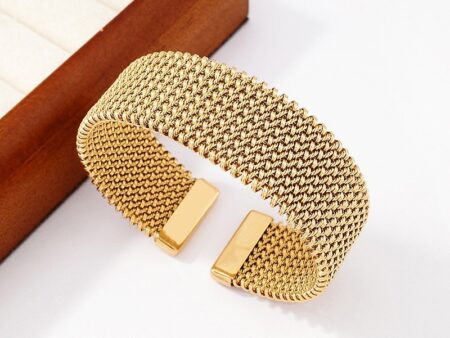 Brazalete dorado 6cm  grosor 2.2cm