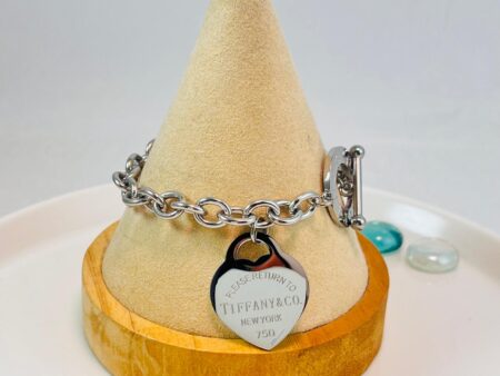 Pulsera plateada Cierre TiFfani corazón colgante