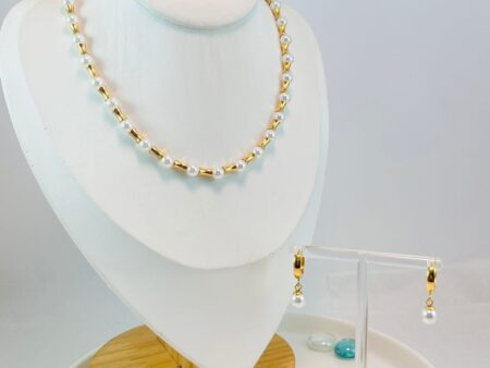 Set dorado Collar y Argollas perlita