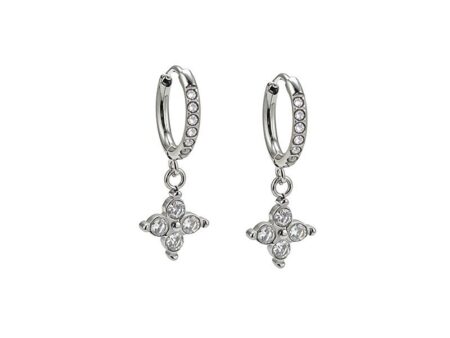 Argollitas plateadas charm flor pedrería