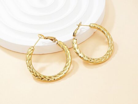 Argollas doradas 4cm con diseño