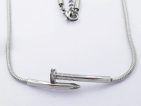 Collar plateado 42cm diseño Clavo