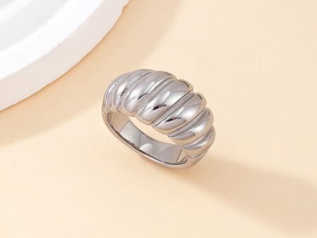 Anillo plateado 1.6cm diseño al frente