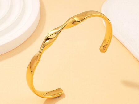 Brazalete dorado 6.2cm abierto
