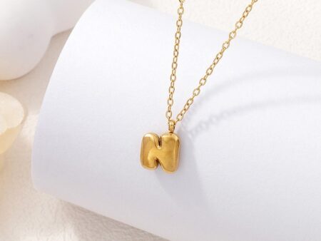Cadena dorada dije "N" 1.1cm