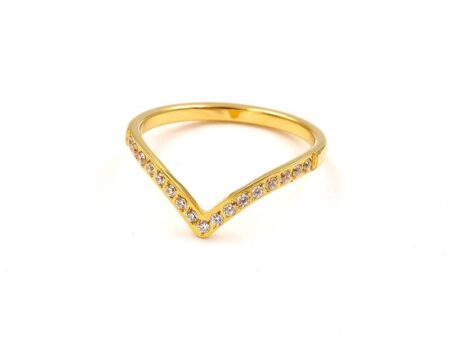 Anillo dorado fina pedrería diseño V