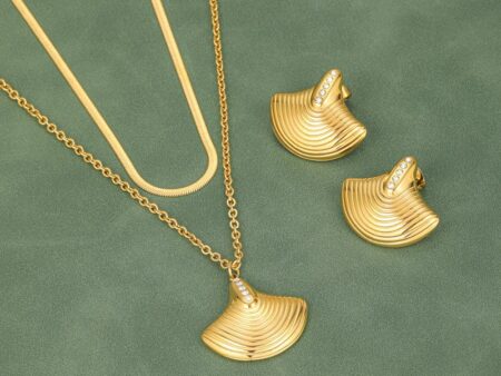 Set dorado Collar doble y aretes bello abanico