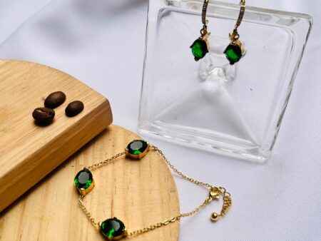 Set dorado Pulsera y Argollas pedrería verdes