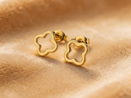 Aretes dorados silueta LV