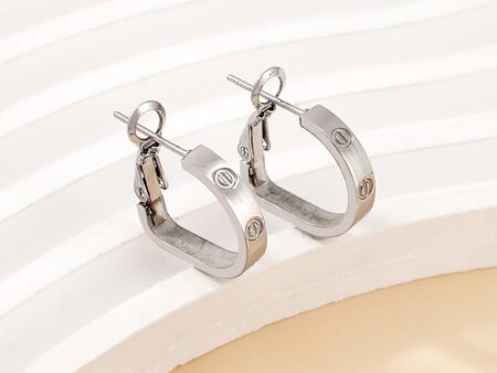 Argollas plateadas 1.7cm diseño LOVE