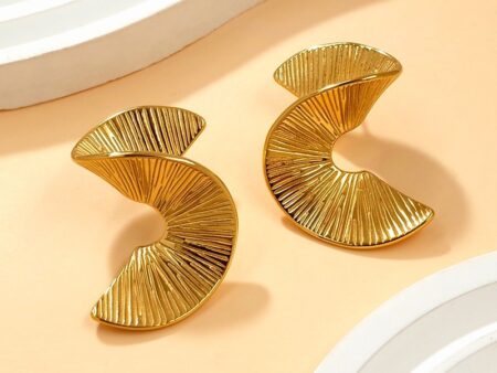 Aretes dorados 4.2cm abanico