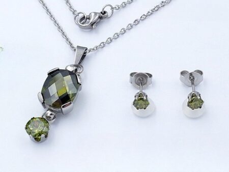 Set plateado Dije y aretes piedra verde