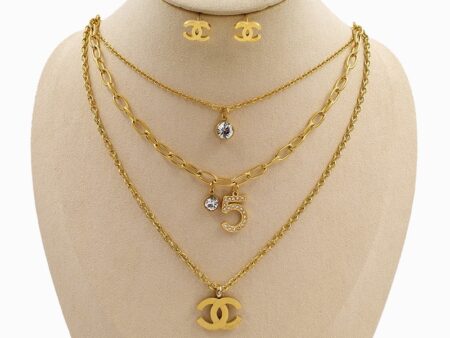 Set dorado Collar, aretes y anillo "CH:aNeL"