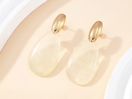 Aretes 4.7cm dorado y recina blanca